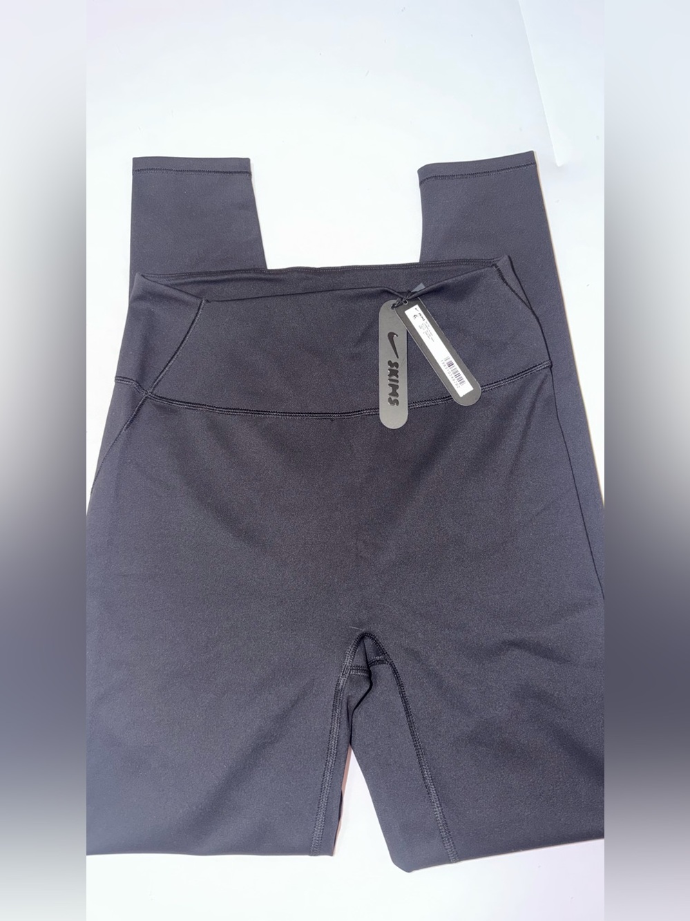 NIKESKIMS MATTE 26" Legging